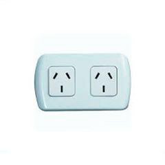 Toma dom ext 2x220V+T=220V 10A BLA Tekna